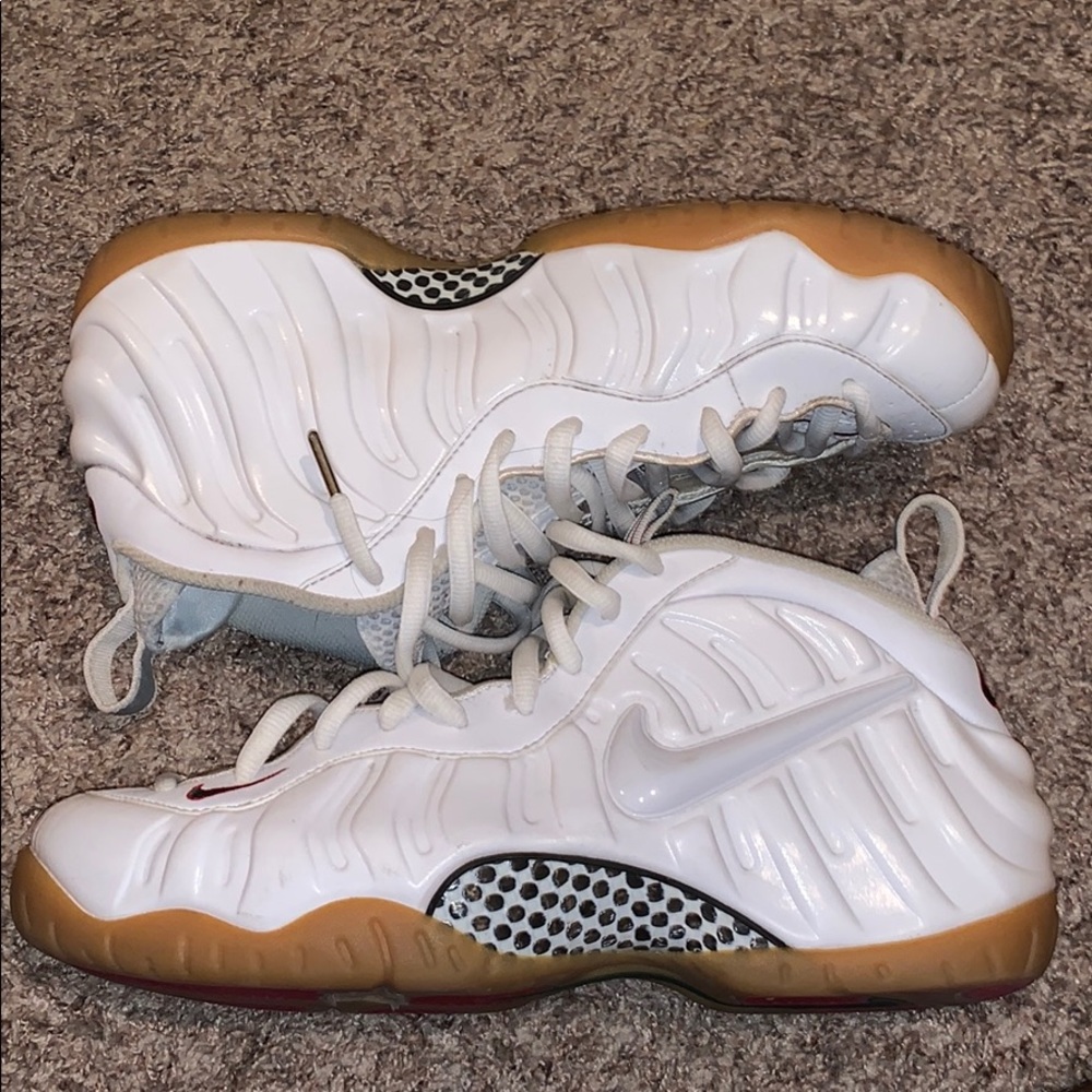 Nike foamposite “Gucci”